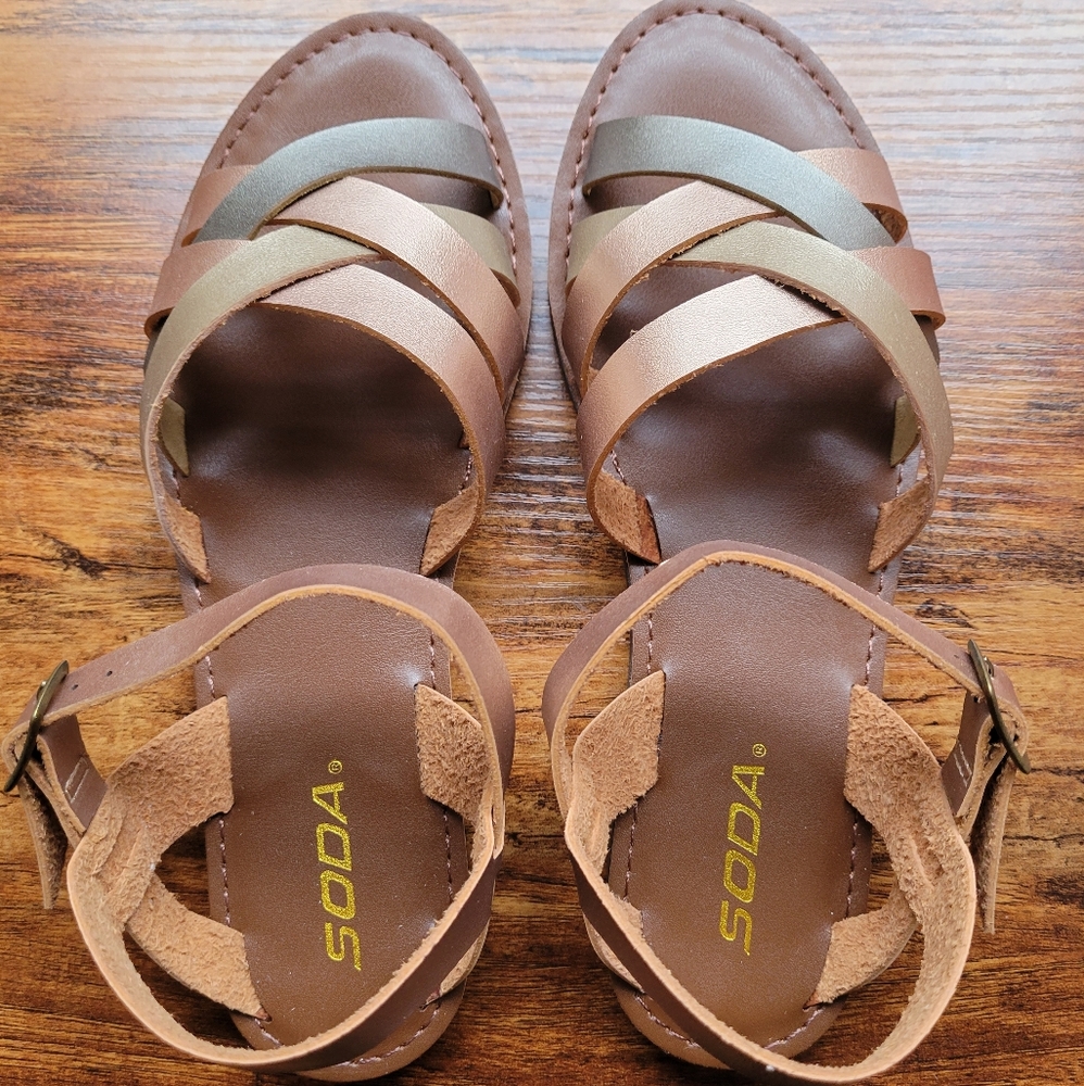 SODA Sandals brown and rose gold